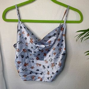 🪴NWT Floral Cowl Neck Crop Top
